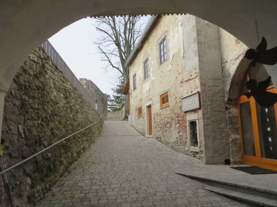Burgsaal und Hochburg
