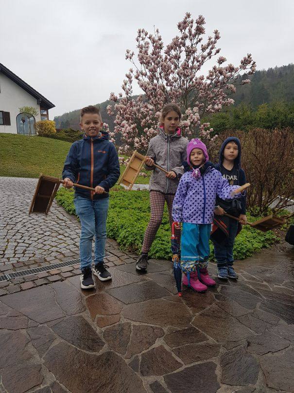Kinderkreuzweg Ratschen Auferstehung