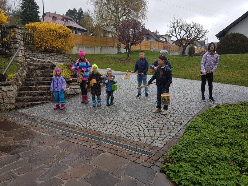 Kinderkreuzweg Ratschen Auferstehung
