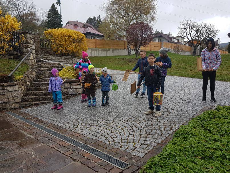 Kinderkreuzweg Ratschen Auferstehung