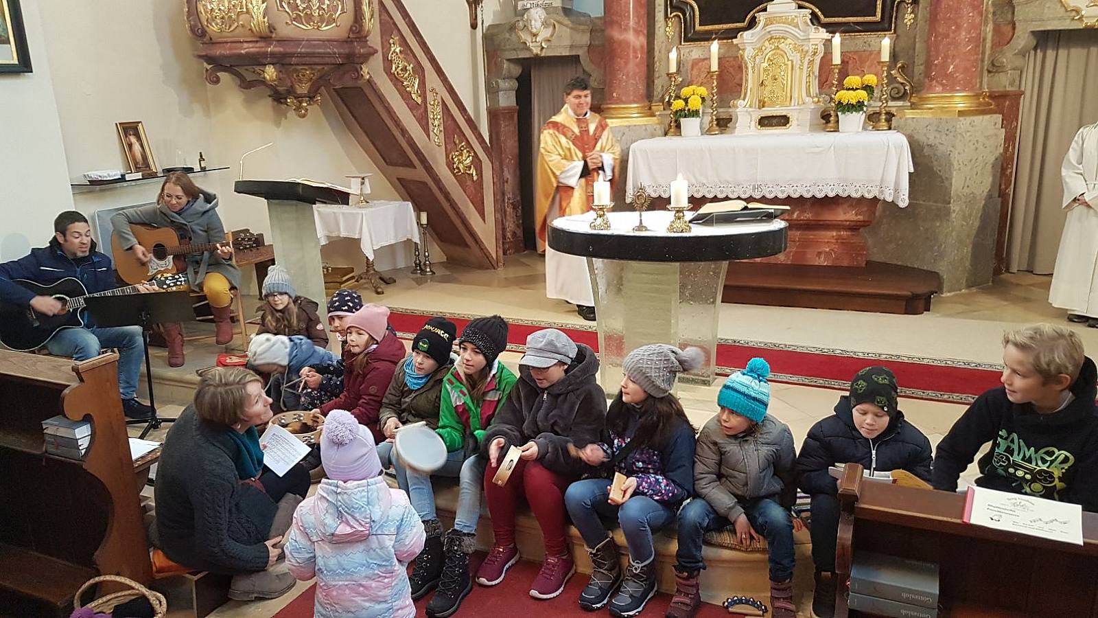Familienmesse am Christkönigssonntag