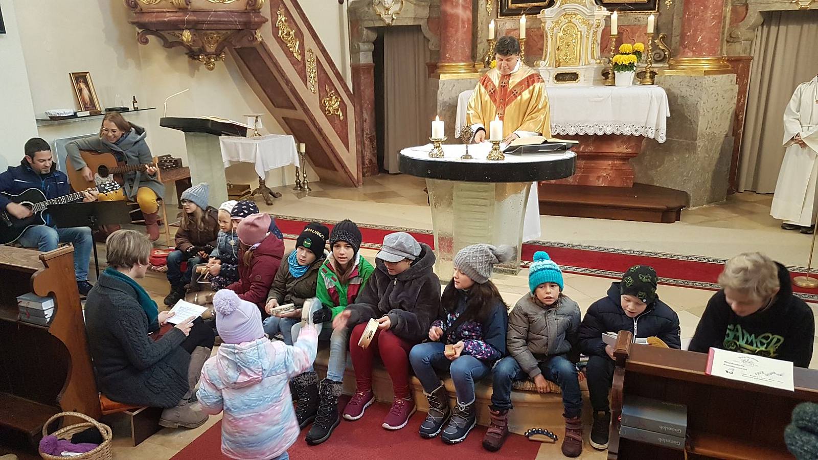 Familienmesse am Christkönigssonntag