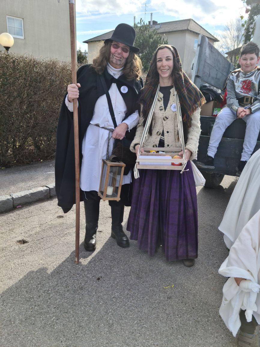 Burg Neuhaus beim Faschingsumzug in Berndorf