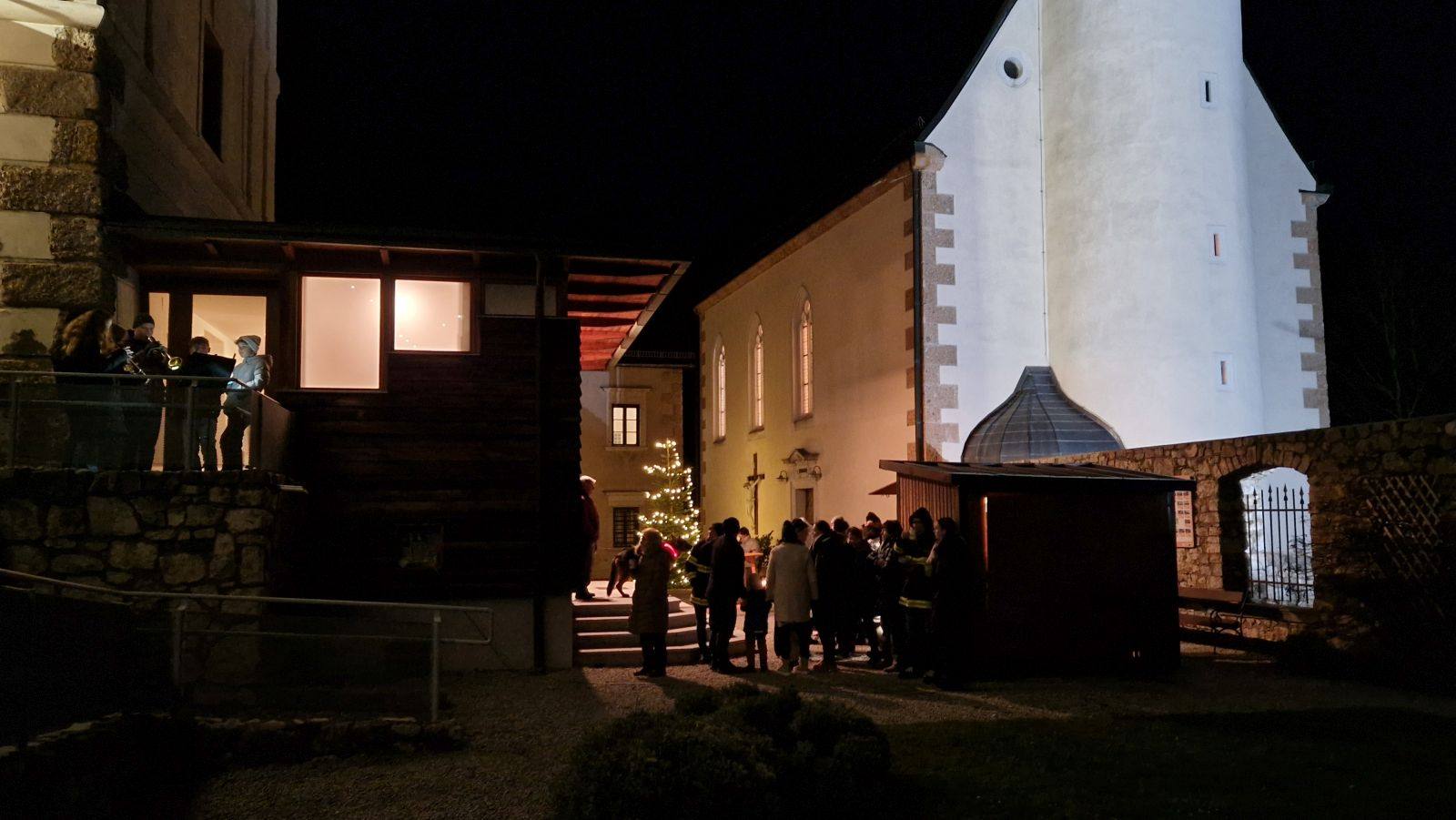 Christmette, Punsch und Turmblasen 2024