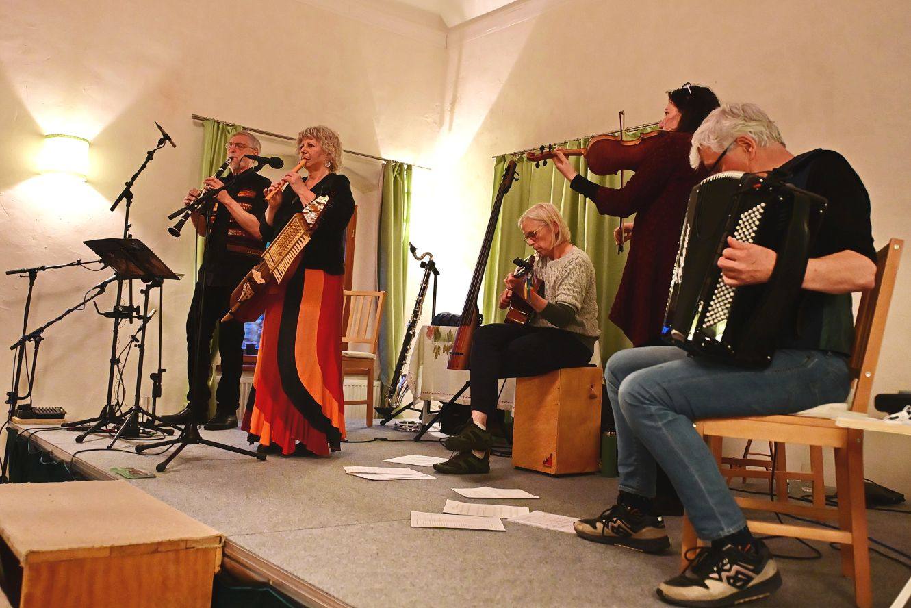 Konzert DamaWos am 25.04.2025