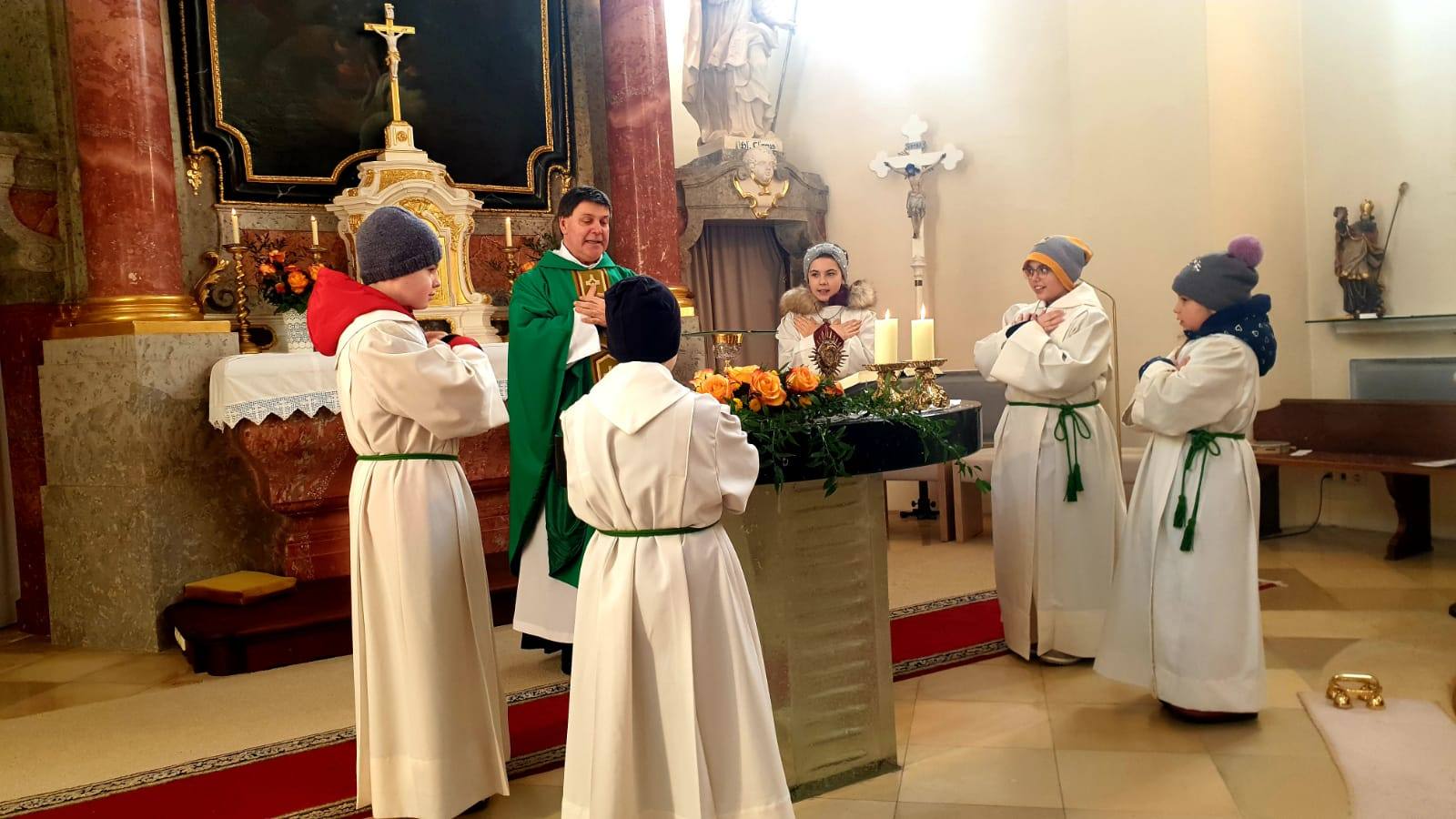 Hl. Messe am Faschingsonntag - Friedenskerzen