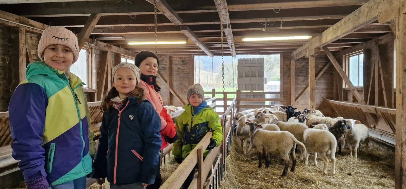 Kinderkreuzweg und Ratschen