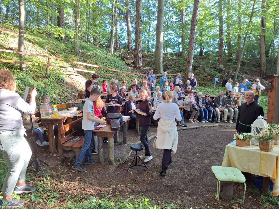 Maiandacht in der Waldschule am 25.05.2024