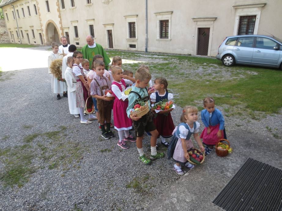 Silbernes Priesterjubiläum und Erntedank am 9.9.2018