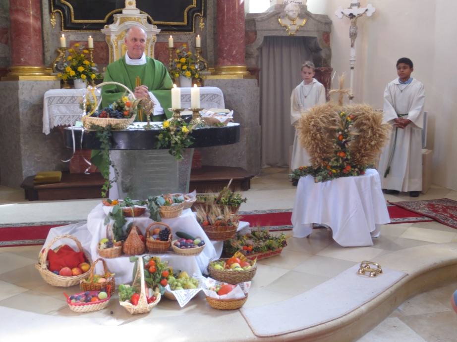 Silbernes Priesterjubiläum und Erntedank am 9.9.2018