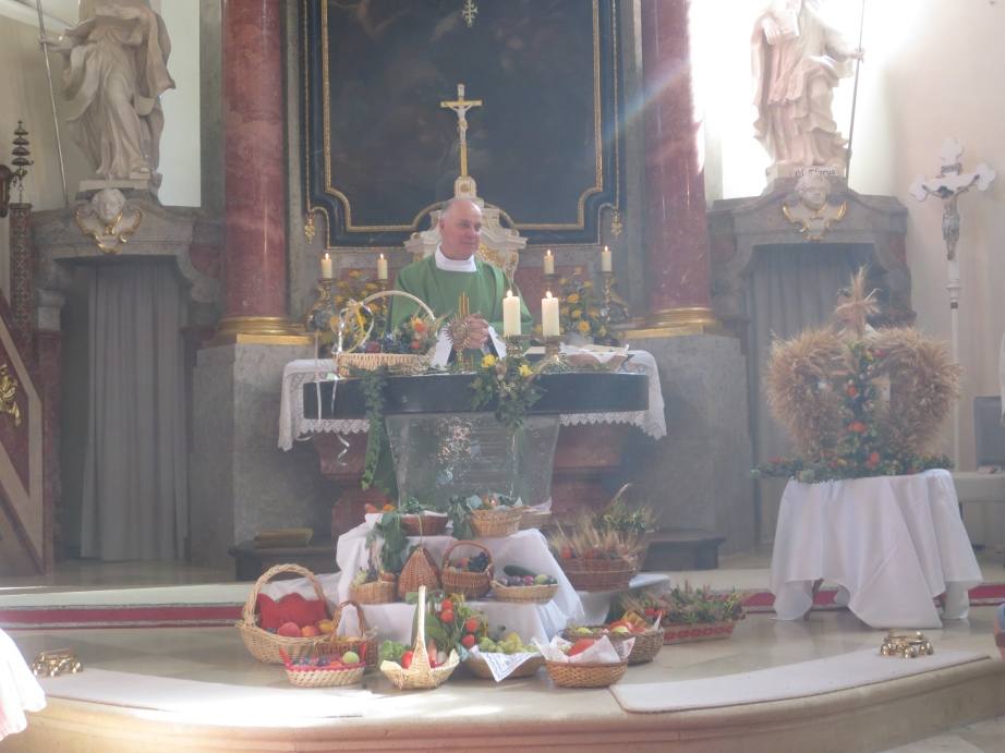 Silbernes Priesterjubiläum und Erntedank am 9.9.2018