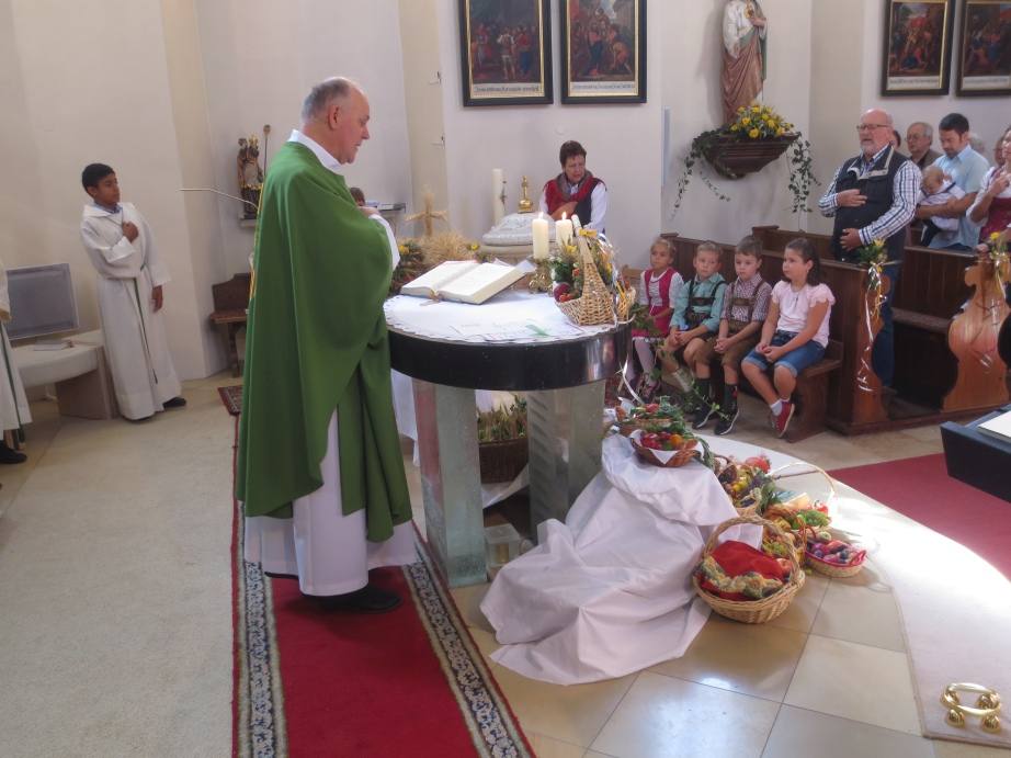 Silbernes Priesterjubiläum und Erntedank am 9.9.2018