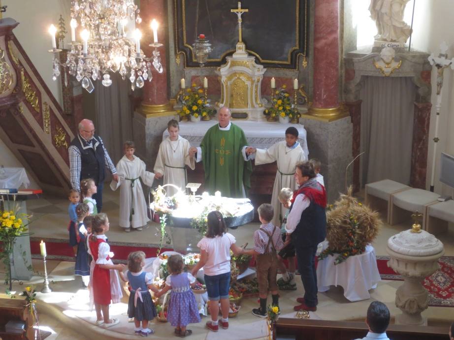 Silbernes Priesterjubiläum und Erntedank am 9.9.2018