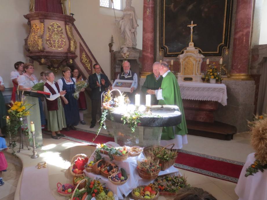 Silbernes Priesterjubiläum und Erntedank am 9.9.2018