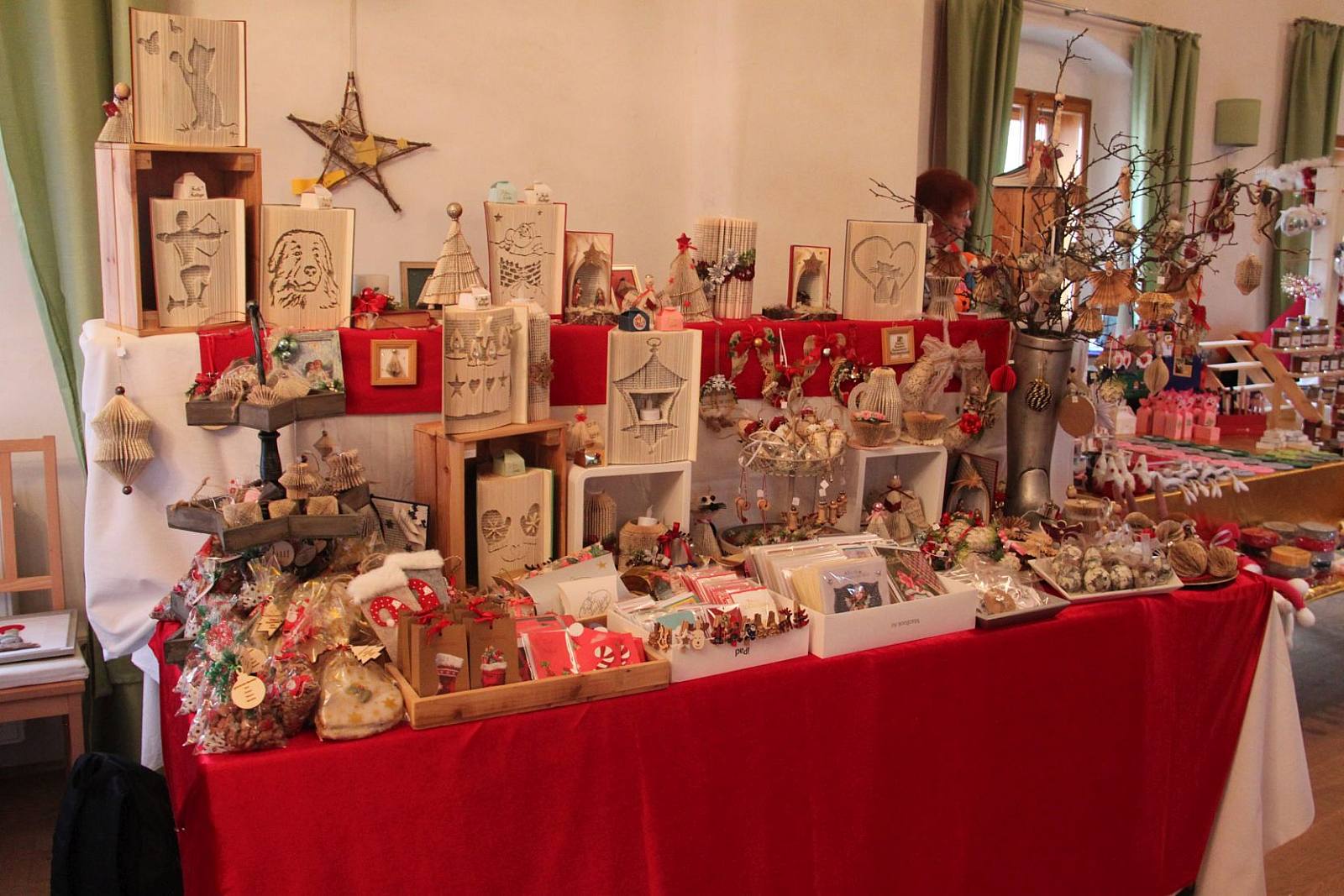 Adventmarkt 30.11. u 1.12.2024