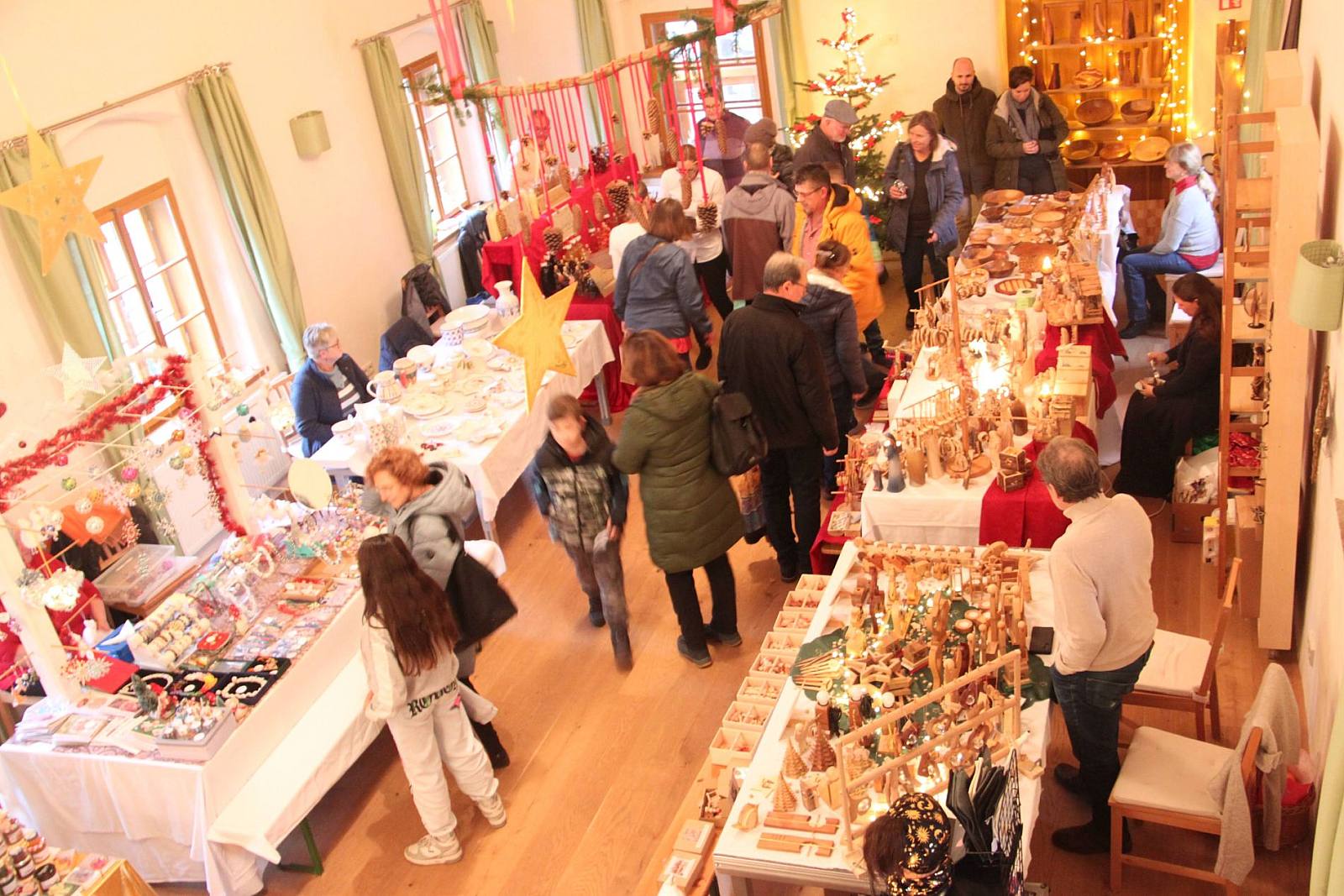 Adventmarkt 30.11. u 1.12.2024