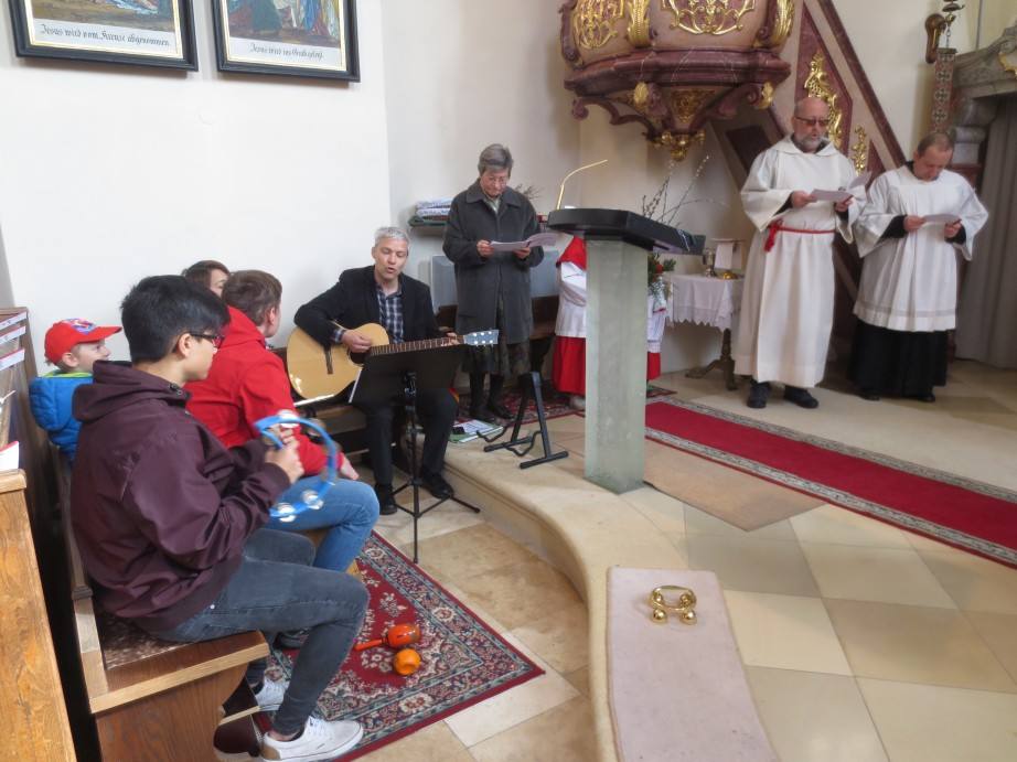 Palmweihe und Rhythmische Messe
