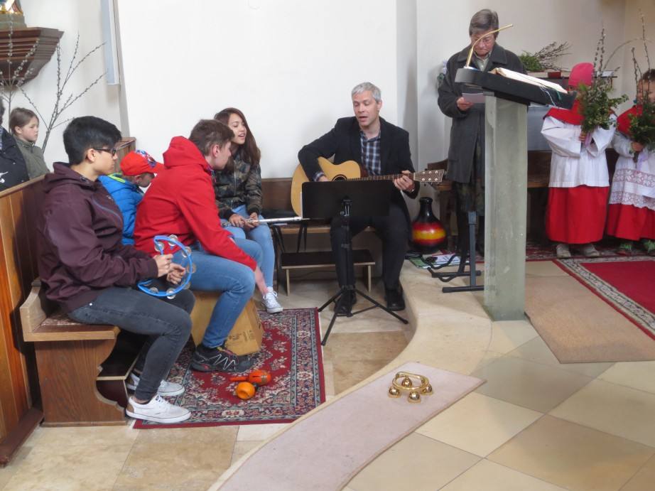 Palmweihe und Rhythmische Messe