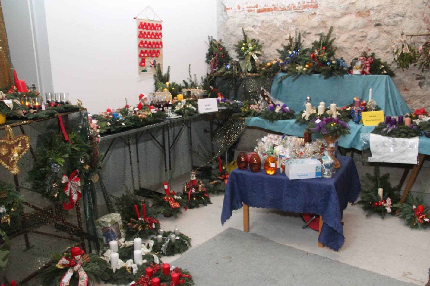 Adventmarkt Burg Neuhaus