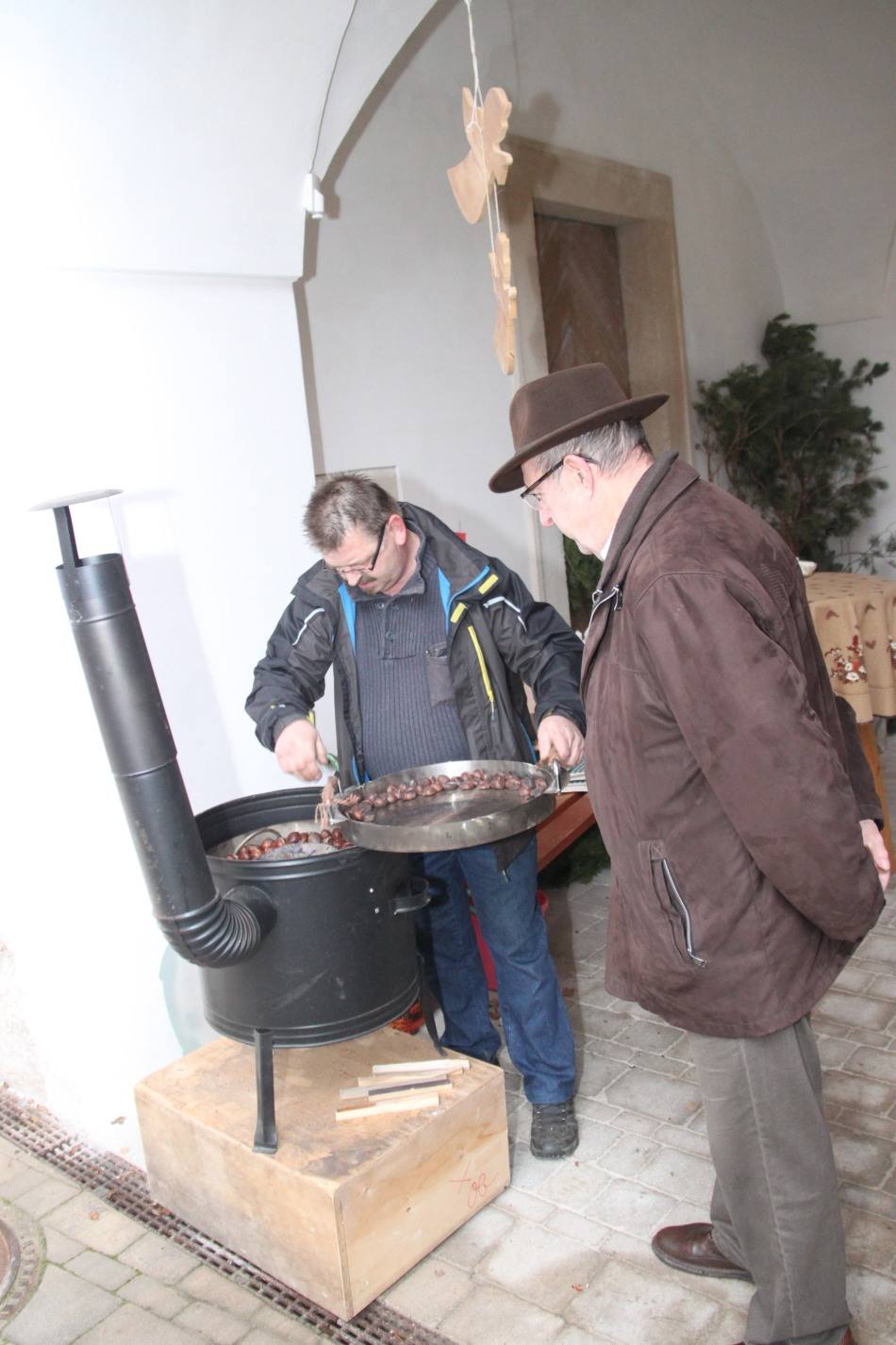 Adventmarkt Burg Neuhaus