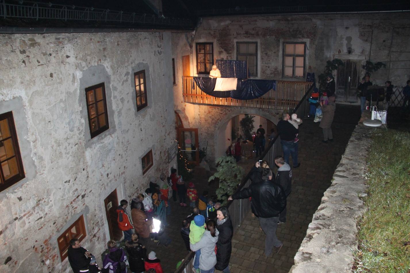 Adventmarkt Burg Neuhaus