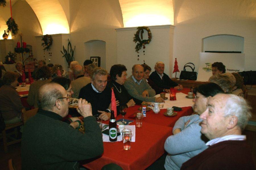 1. Burgtratsch