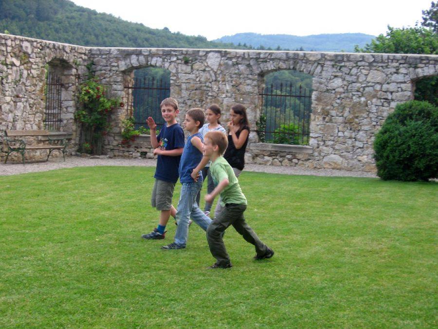 Gratulation des Kinderkreises zu Michaelas Hochzeit