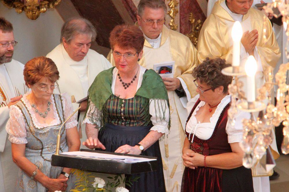 p-2012-09-09-400JahrFeierKircheNeuhaus