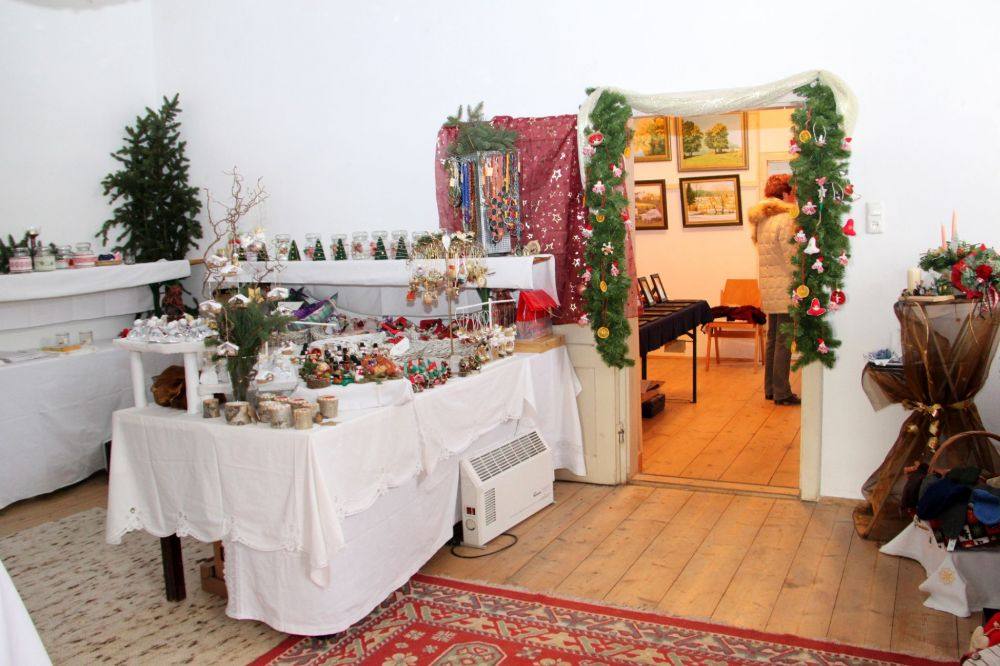 Adventmarkt und Konzert