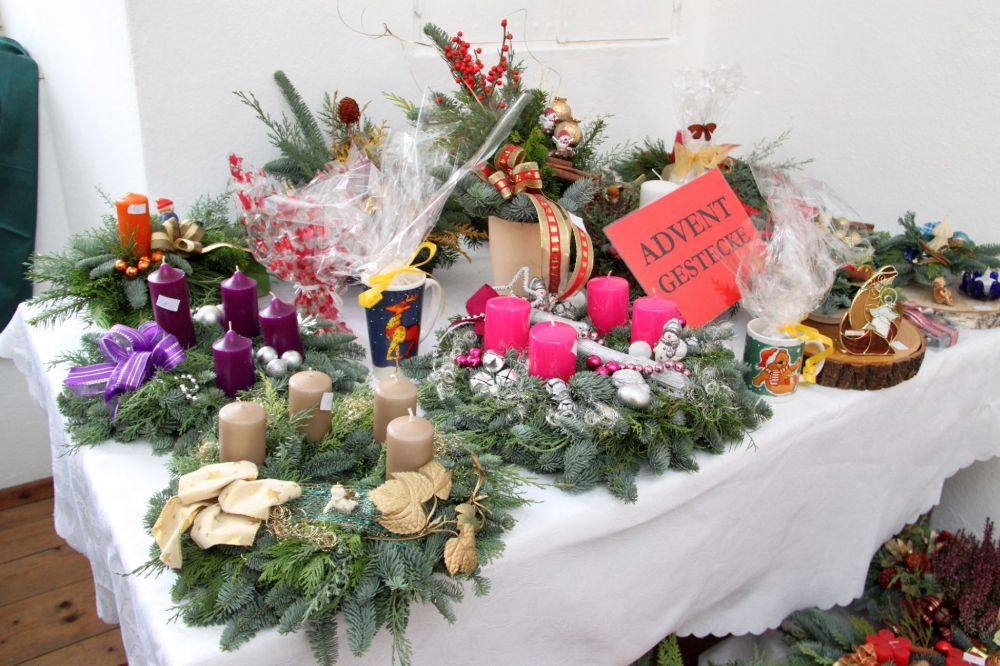 Adventmarkt und Konzert