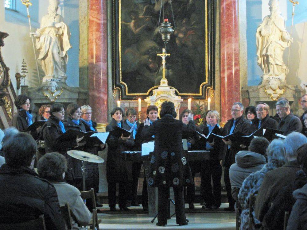 Adventmarkt und Konzert