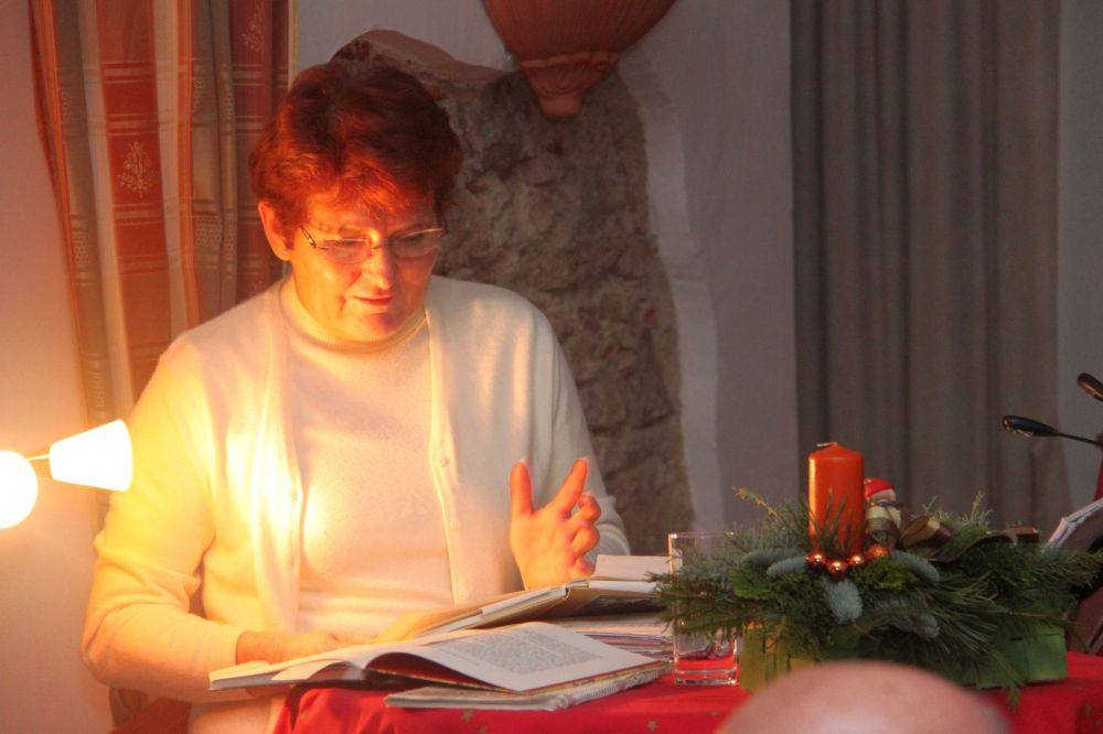 Burgtratsch mit Nikolo