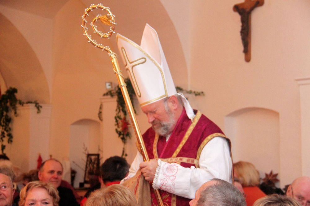 Burgtratsch mit Nikolo